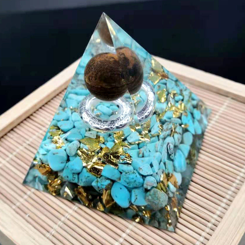 PyramidElegance Resin Home Ornaments