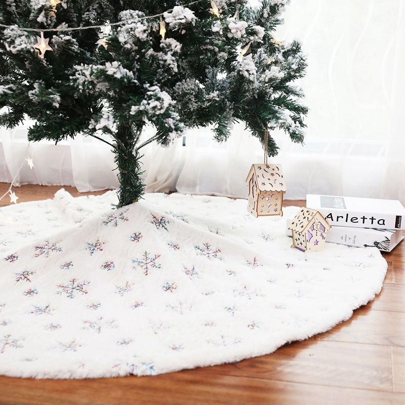 EnsembleElegance Christmas Tree Skirt Set