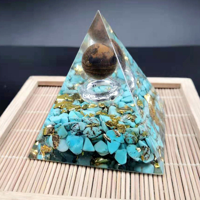 PyramidElegance Resin Home Ornaments